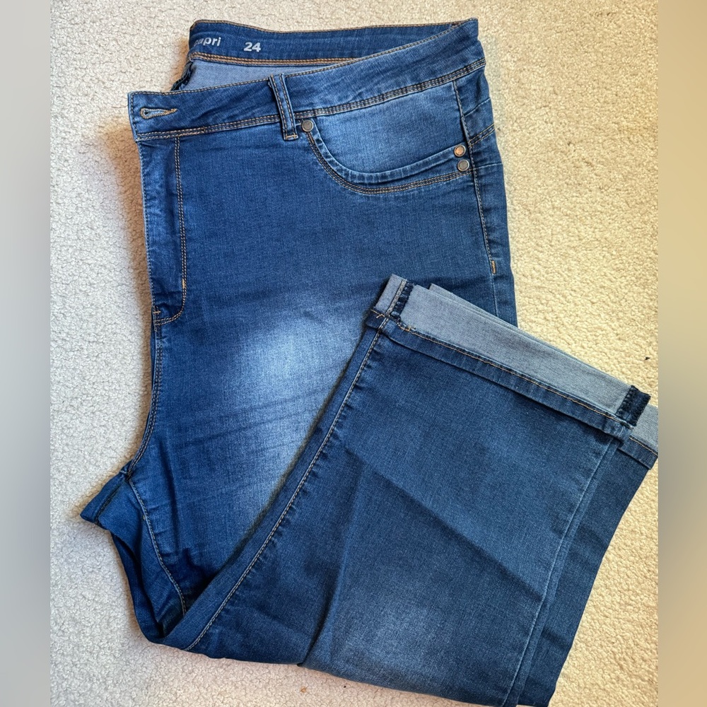 Avenue capris